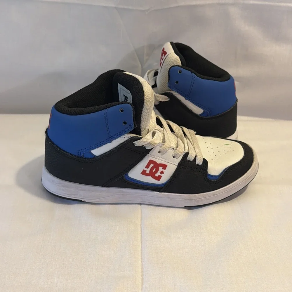 NEW Men's DC Shoes Cure High Top Blue‎ And Black Size 10.5